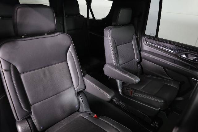 Used 2023 GMC Yukon XL Denali w/ Denali Reserve Package AWD/4WD image 11