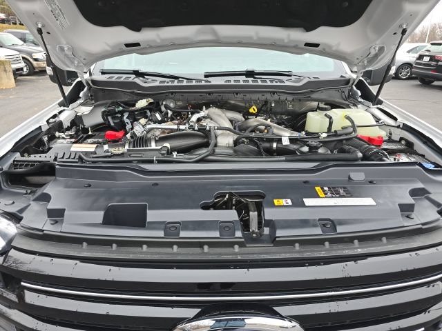 Certified 2025 Ford F250 Platinum AWD/4WD image 29