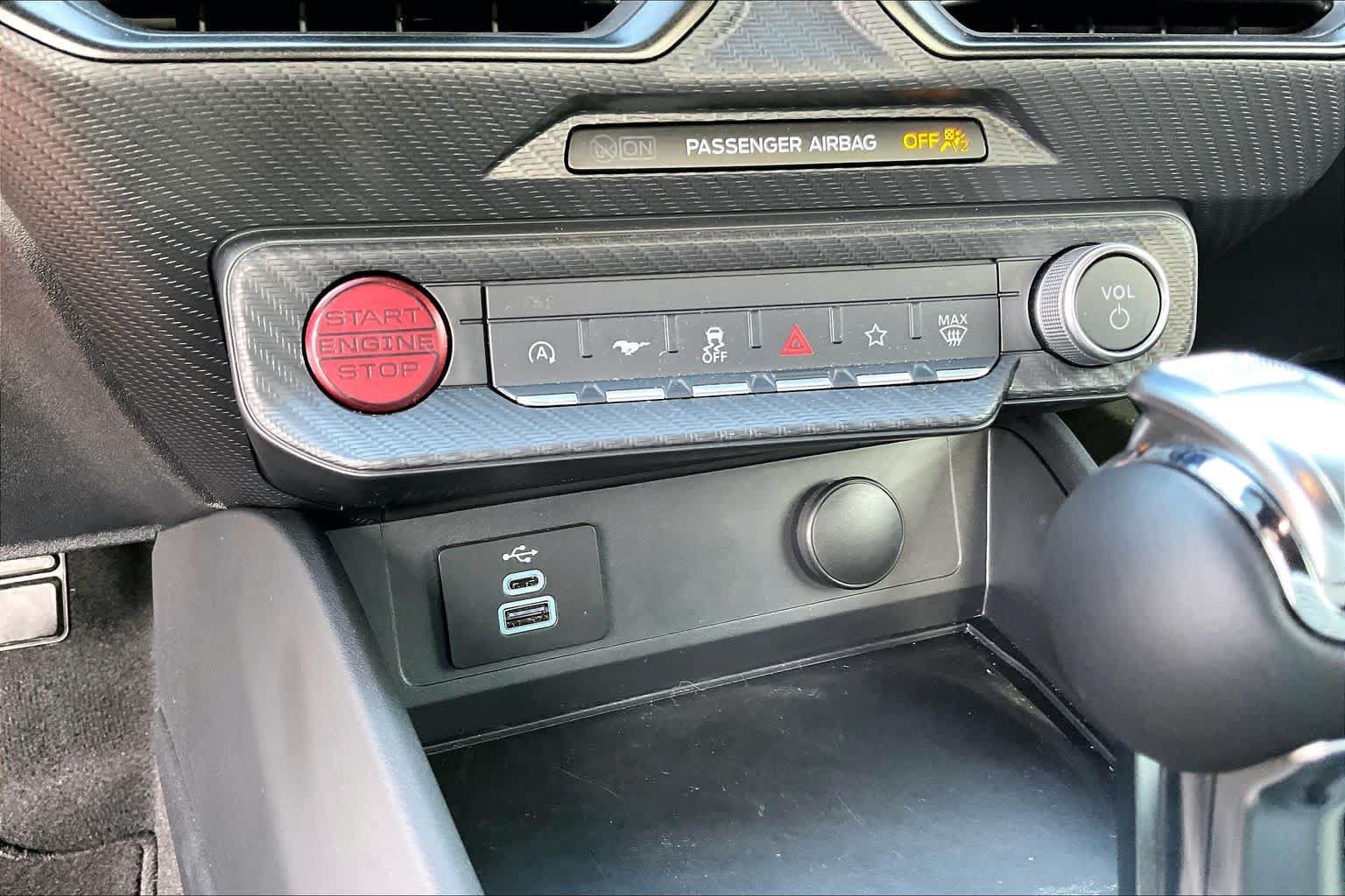 Certified 2026 Ford Mustang Coupe RWD image 27