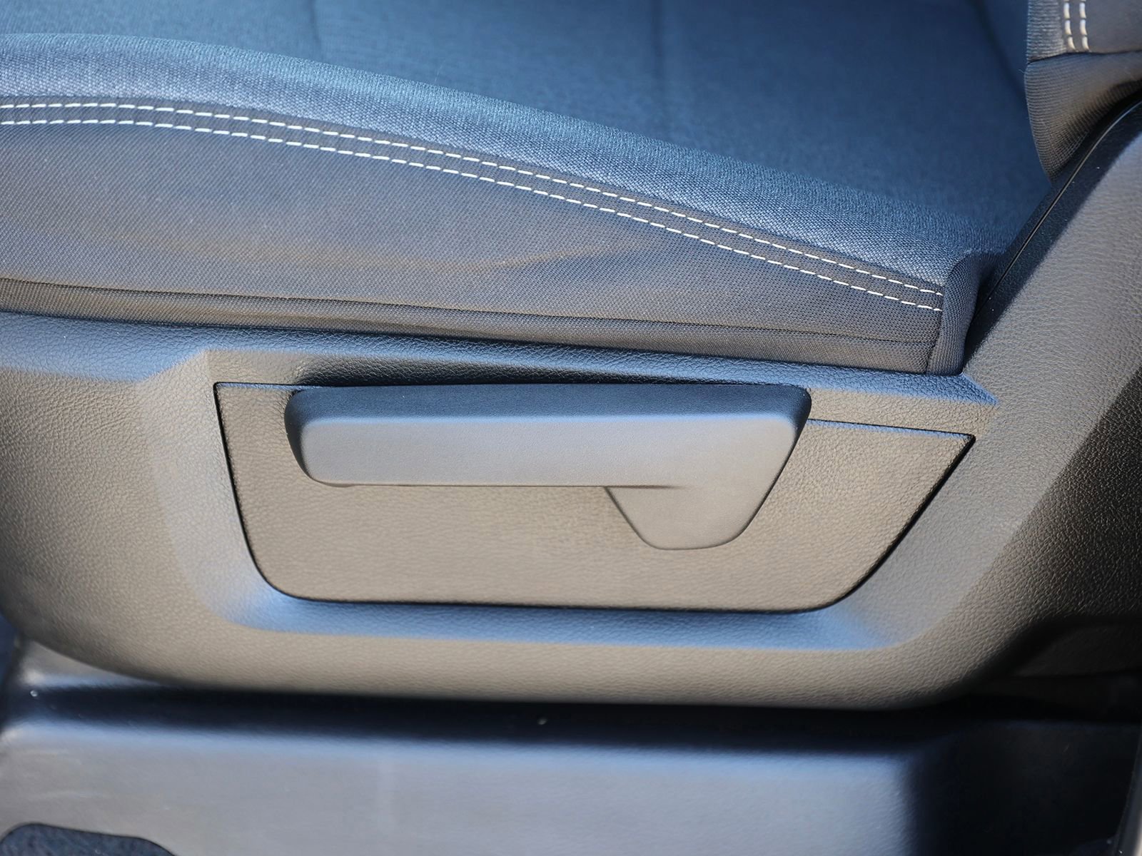 Used 2024 RAM 2500 Tradesman w/ Chrome Appearance Group image 19