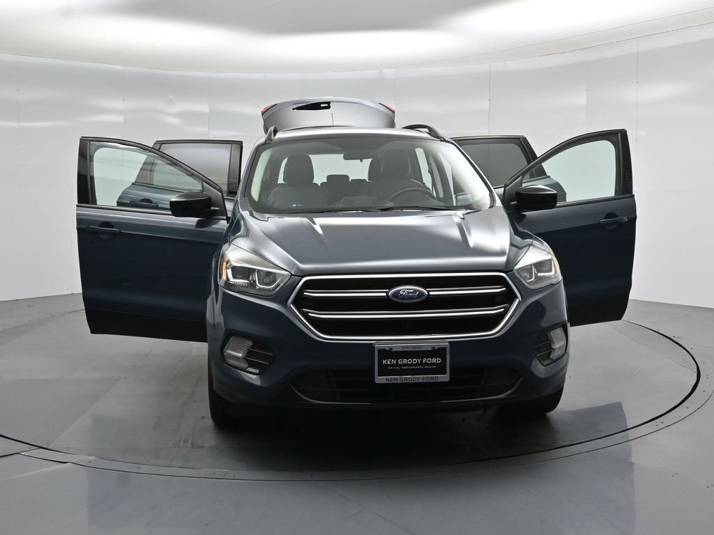 Certified 2019 Ford Escape SE AWD/4WD image 31