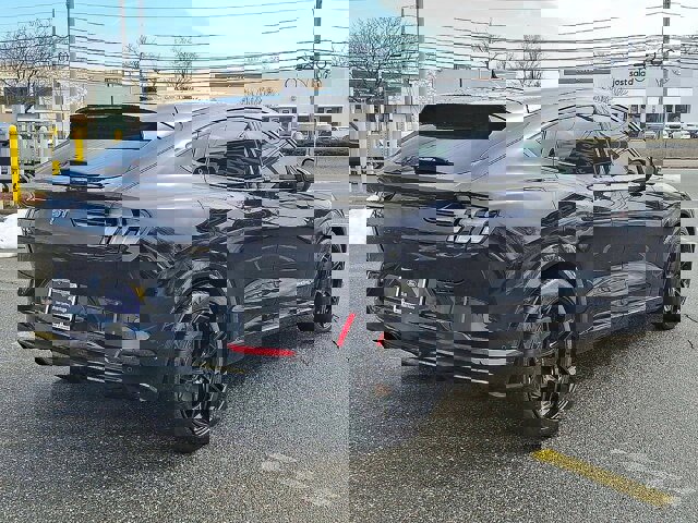 Certified 2021 Ford Mustang Mach-E GT image 9