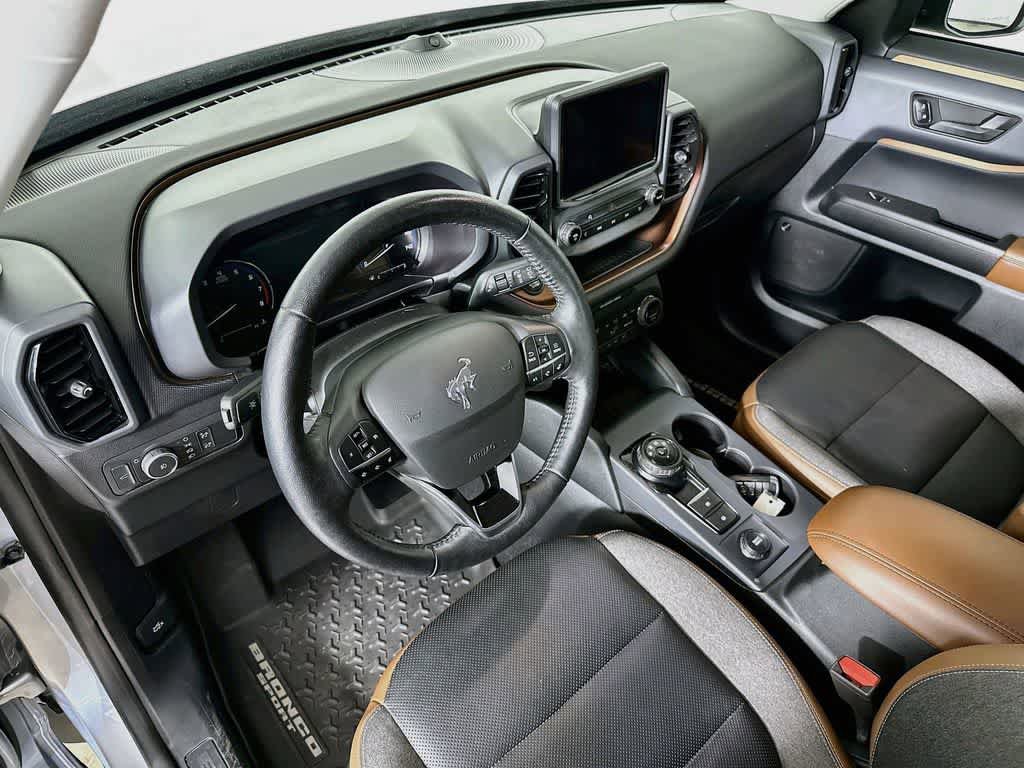 Certified 2021 Ford Bronco Sport Outer Banks w/ Outer Banks Package (96D) AWD/4WD image 2