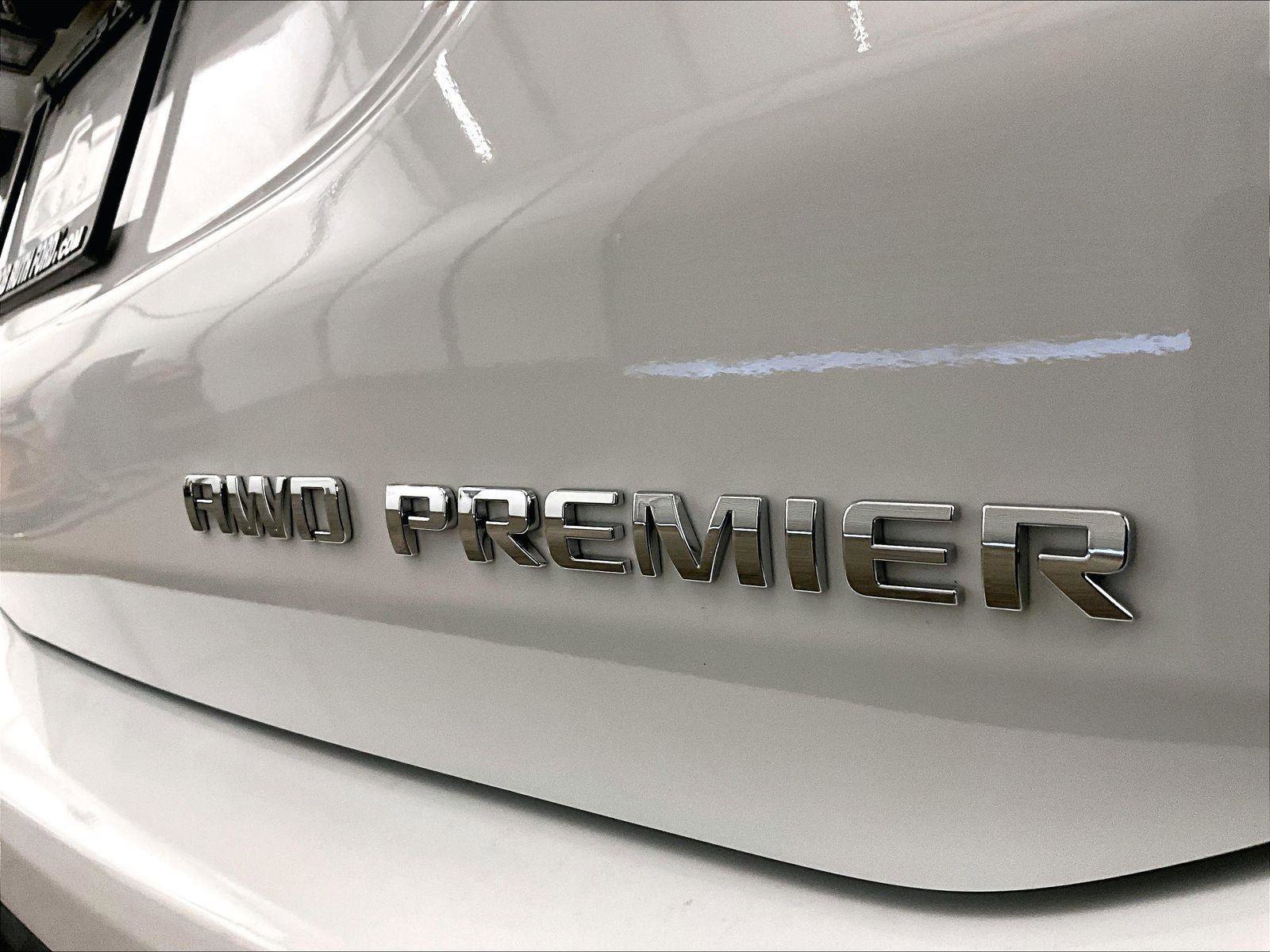 Used 2023 Chevrolet Equinox Premier AWD/4WD image 13