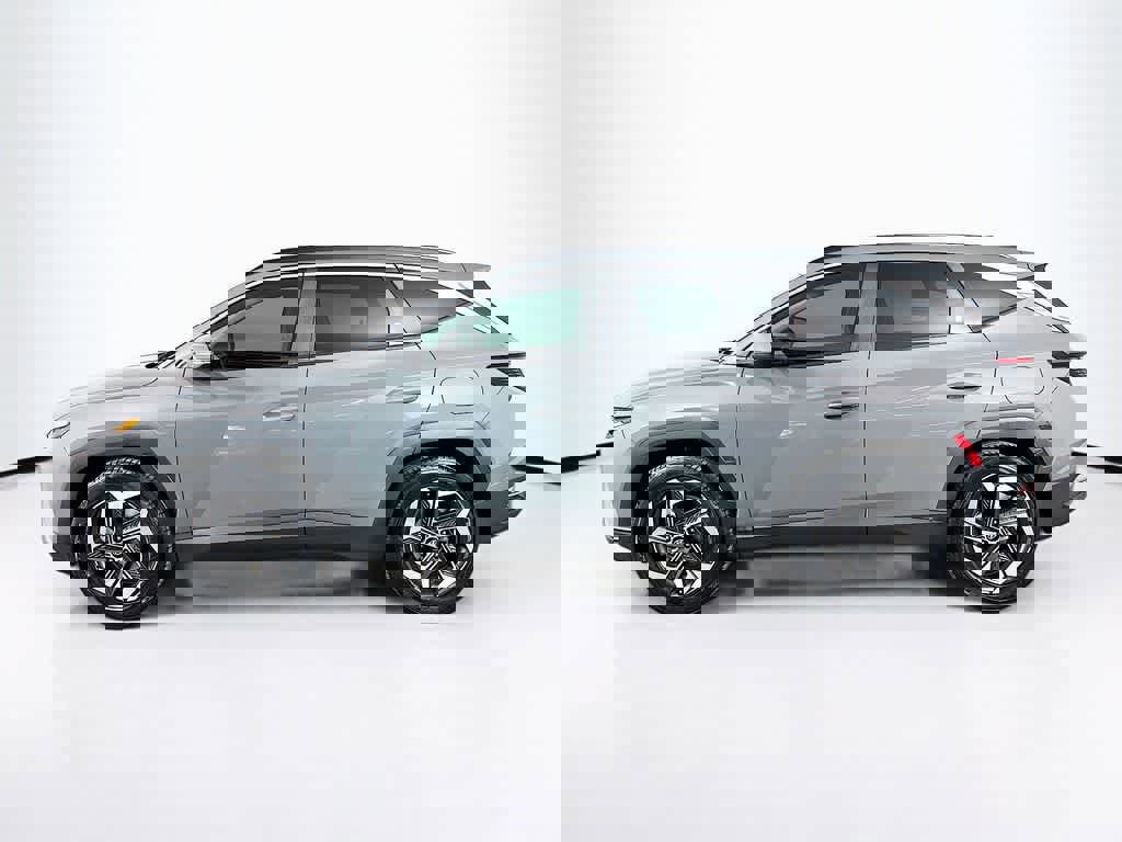 Used 2024 Hyundai Tucson SEL w/ Convenience Package image 2