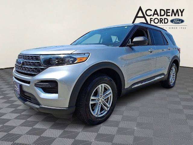 Certified 2024 Ford Explorer XLT AWD/4WD image 3