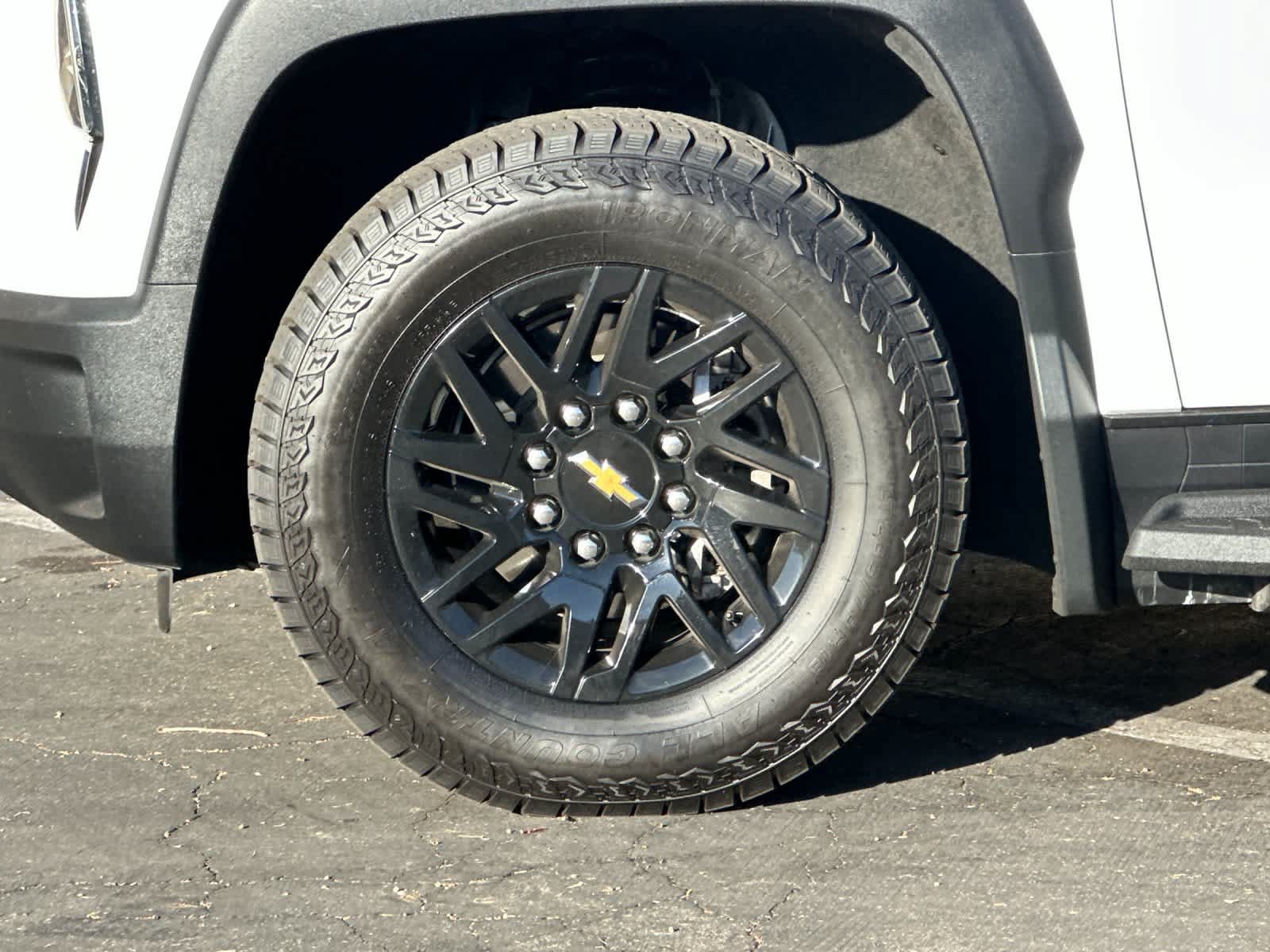 Used 2024 Chevrolet Silverado EV W/T AWD/4WD image 24