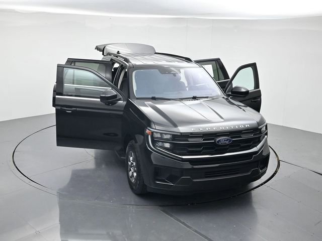 Certified 2025 Ford Expedition Active RWD image 48