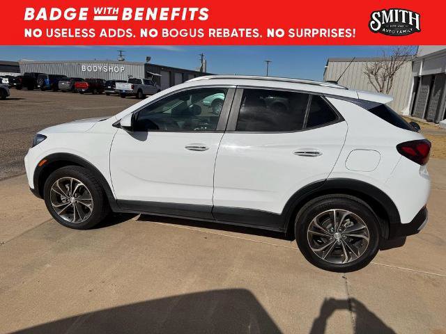 Used 2021 Buick Encore GX Select image 2