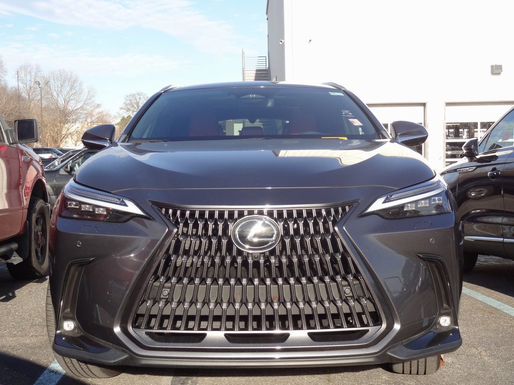 Used 2024 Lexus NX 350 AWD w/ Luxury Package image 4