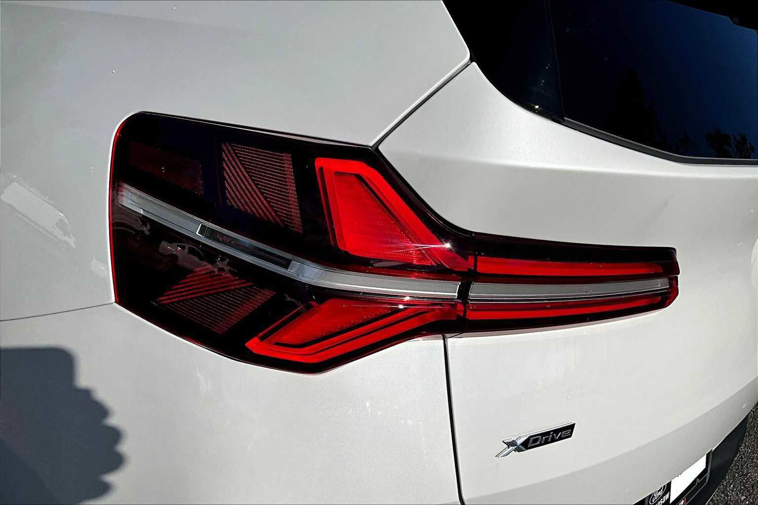 Used 2025 BMW X3 xDrive30i w/ Premium Package image 27