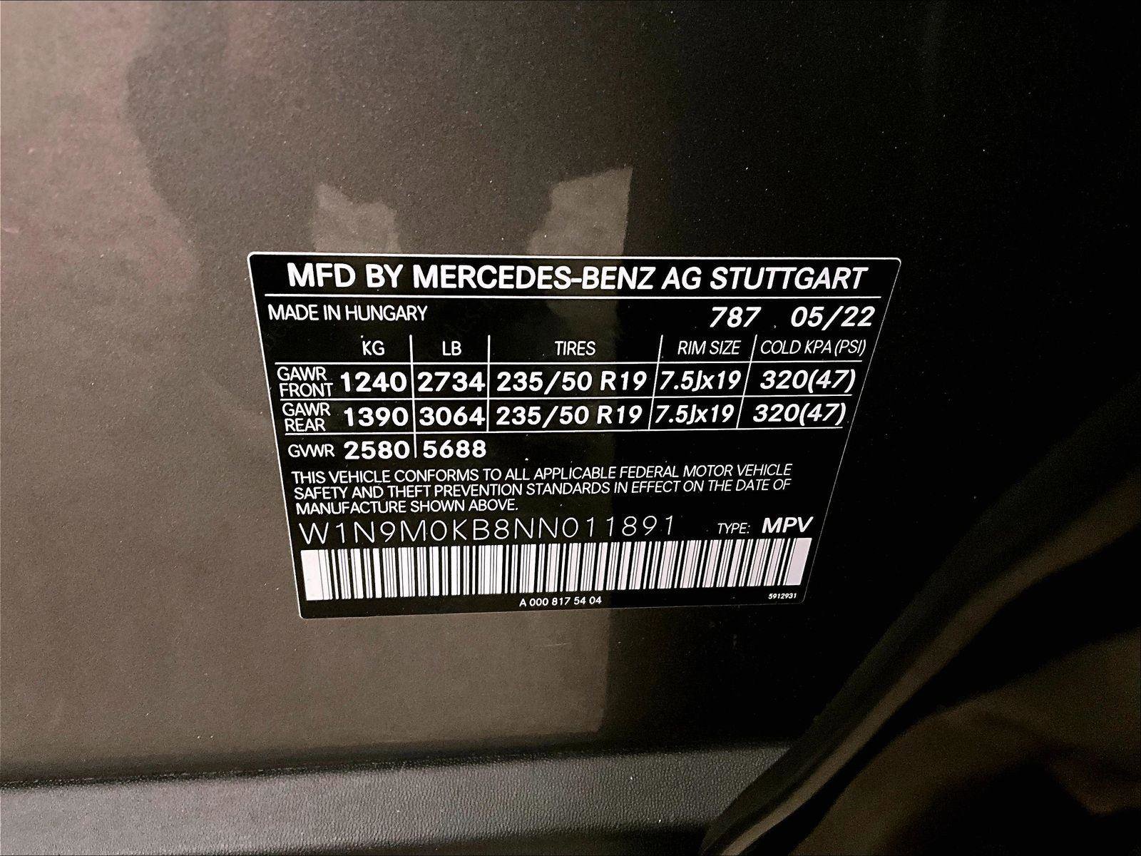 Used 2022 Mercedes-Benz EQB 300 4MATIC image 32