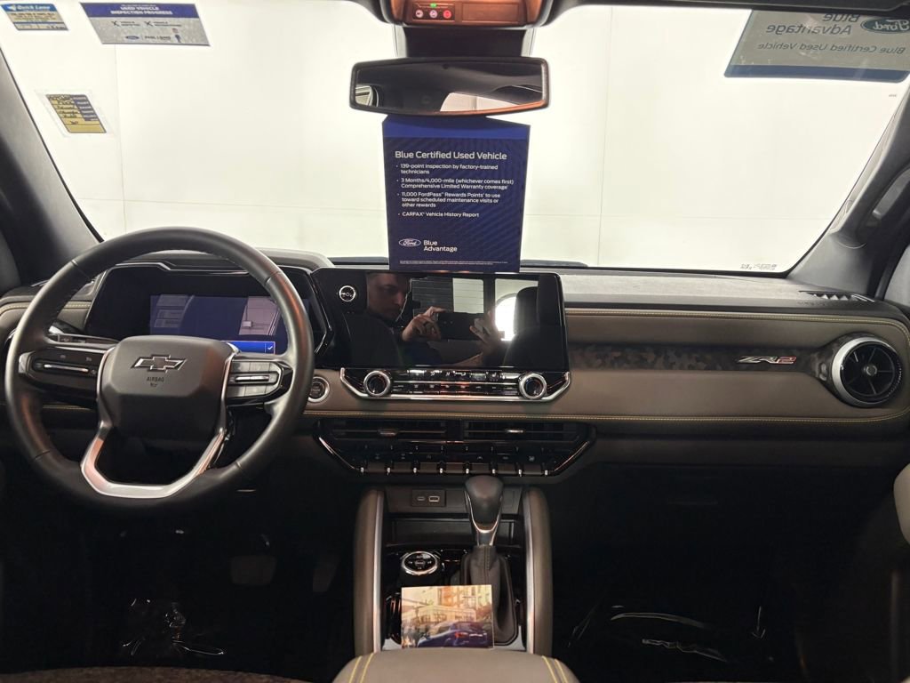 Used 2024 Chevrolet Colorado ZR2 w/ Technology Package image 28