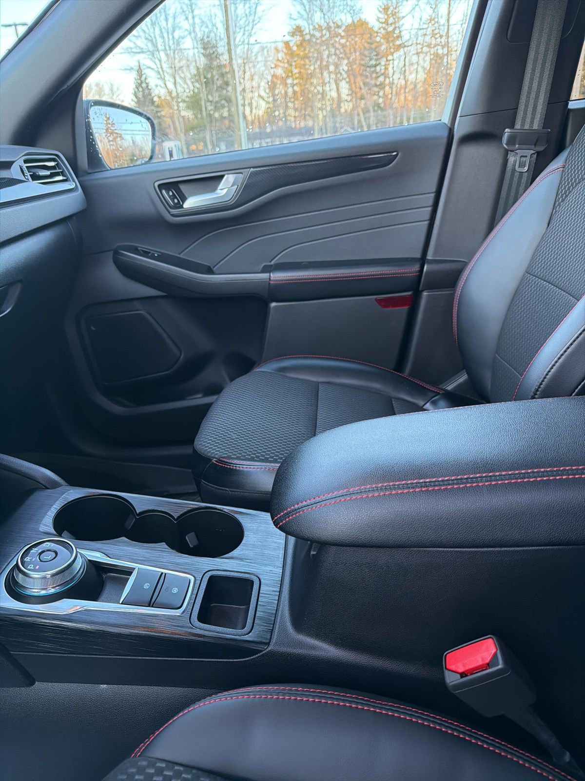 Certified 2023 Ford Escape ST-Line Select w/ Tech Pack #1 image 18