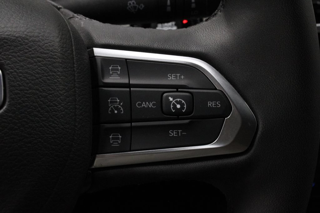 Used 2023 Jeep Compass Limited AWD/4WD image 28
