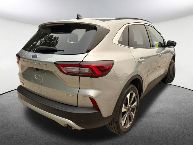 Certified 2024 Ford Escape Platinum AWD/4WD image 15
