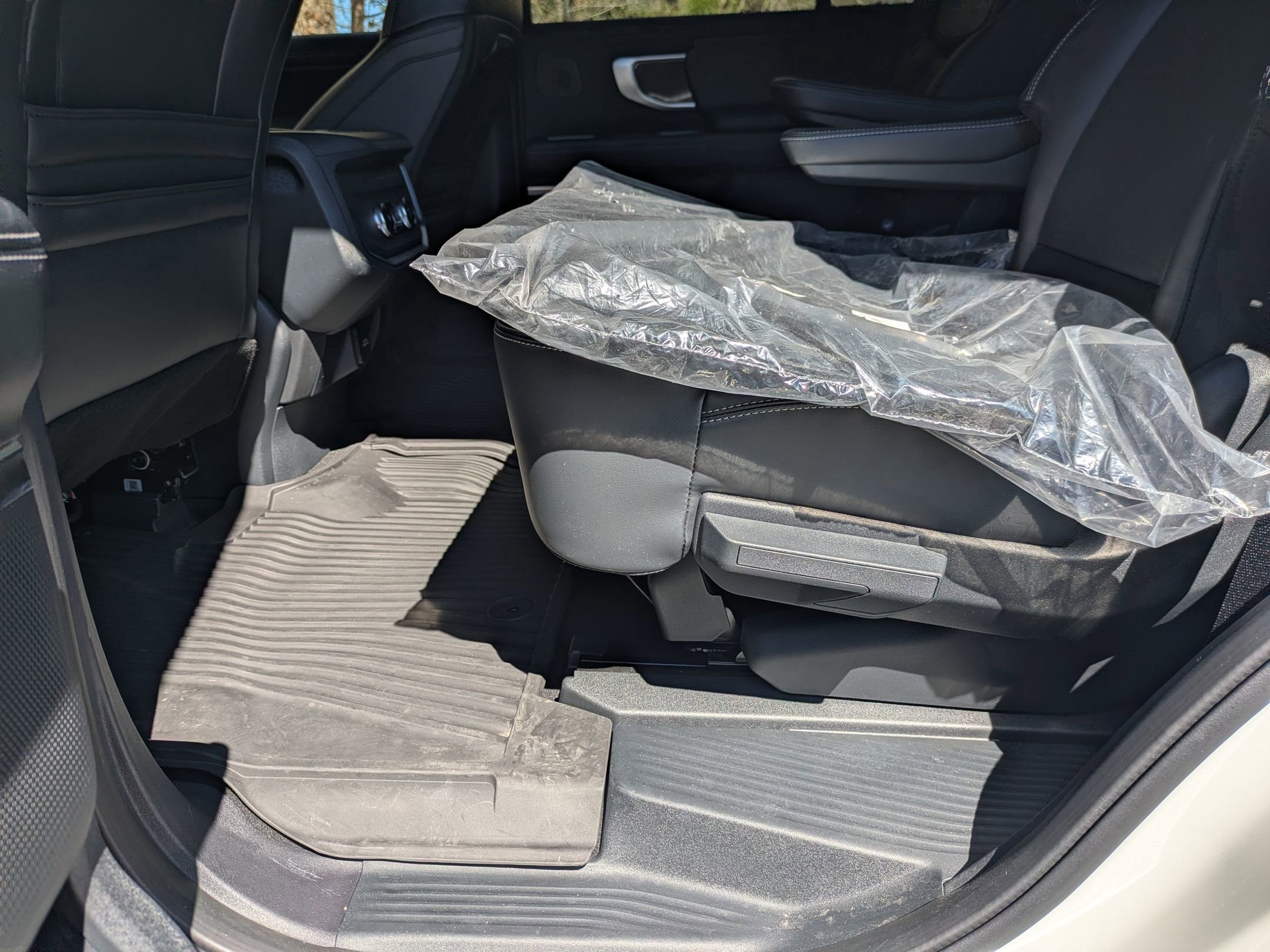 Certified 2025 Ford Expedition Platinum w/ Stealth Performance Package image 30