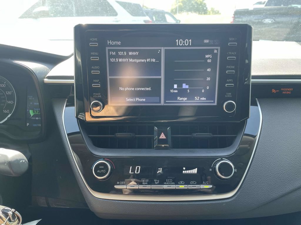 Used 2020 Toyota Corolla LE FWD image 20