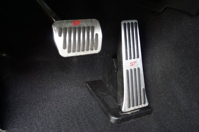 Certified 2023 Ford Explorer ST w/ Equipment Group 401A AWD/4WD image 35