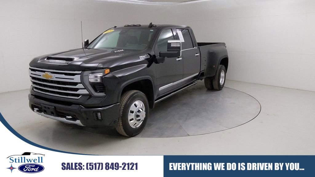 Used 2024 Chevrolet Silverado 3500 High Country w/ High Country Premium Package image 1