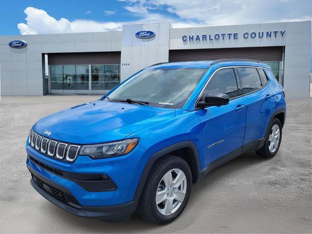 Used 2022 Jeep Compass Latitude w/ Convenience Group FWD image 2