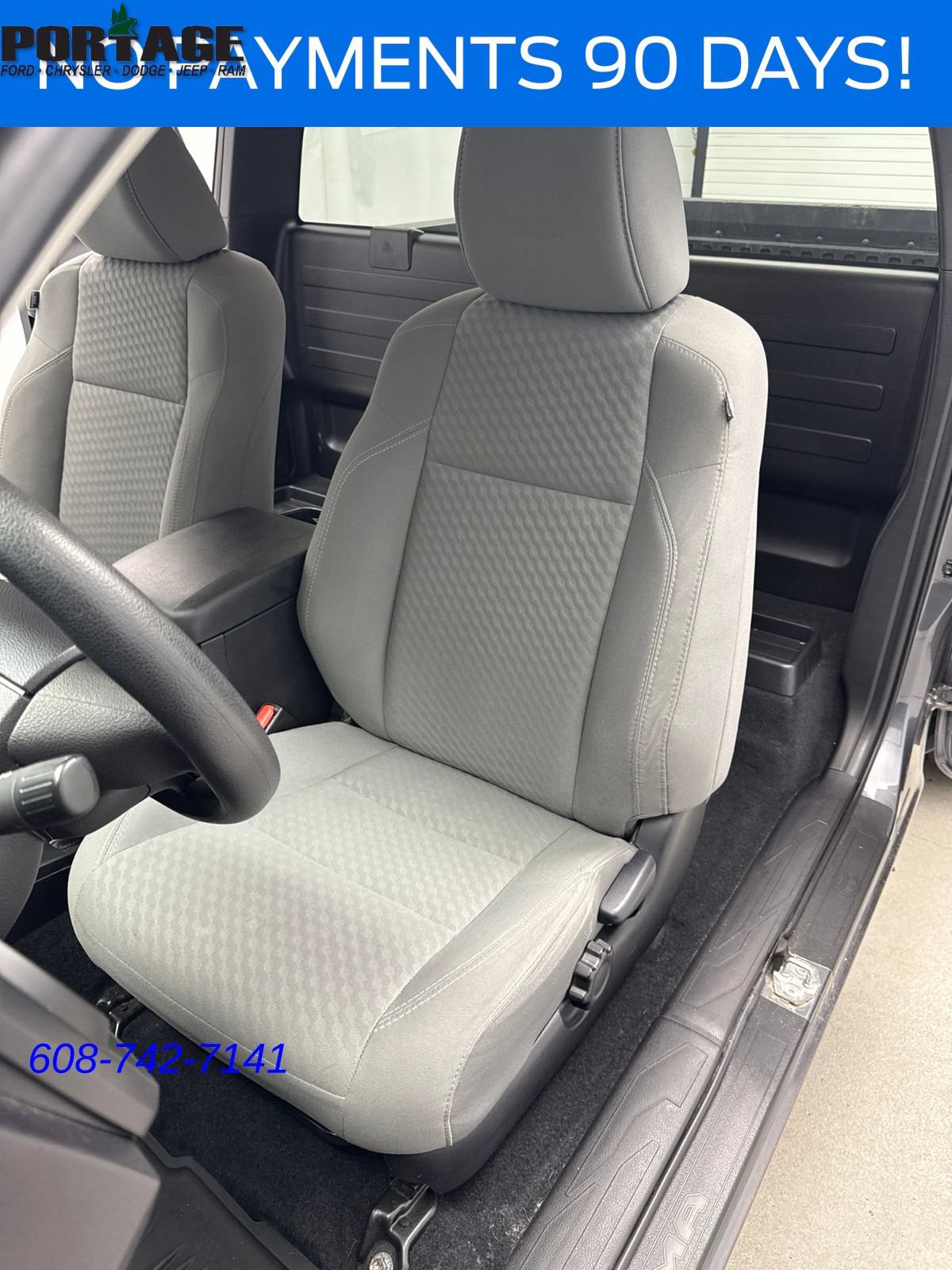 Used 2020 Toyota Tacoma SR AWD/4WD image 9