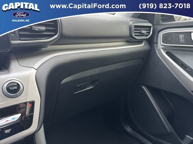 Certified 2024 Ford Explorer XLT w/ Equipment Group 202A image 27