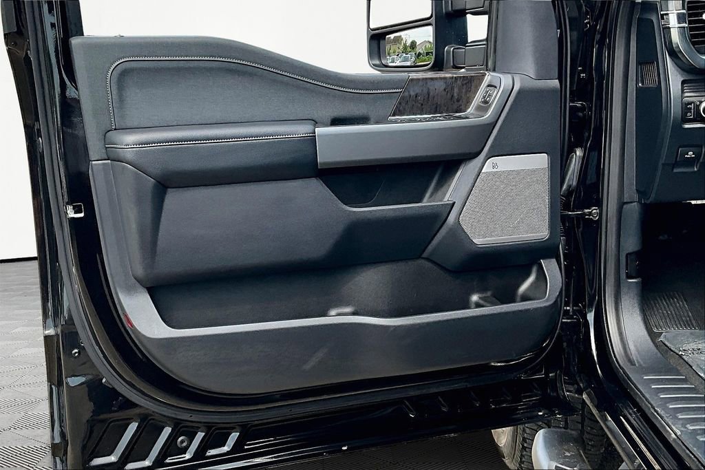 Certified 2025 Ford F250 Lariat image 24