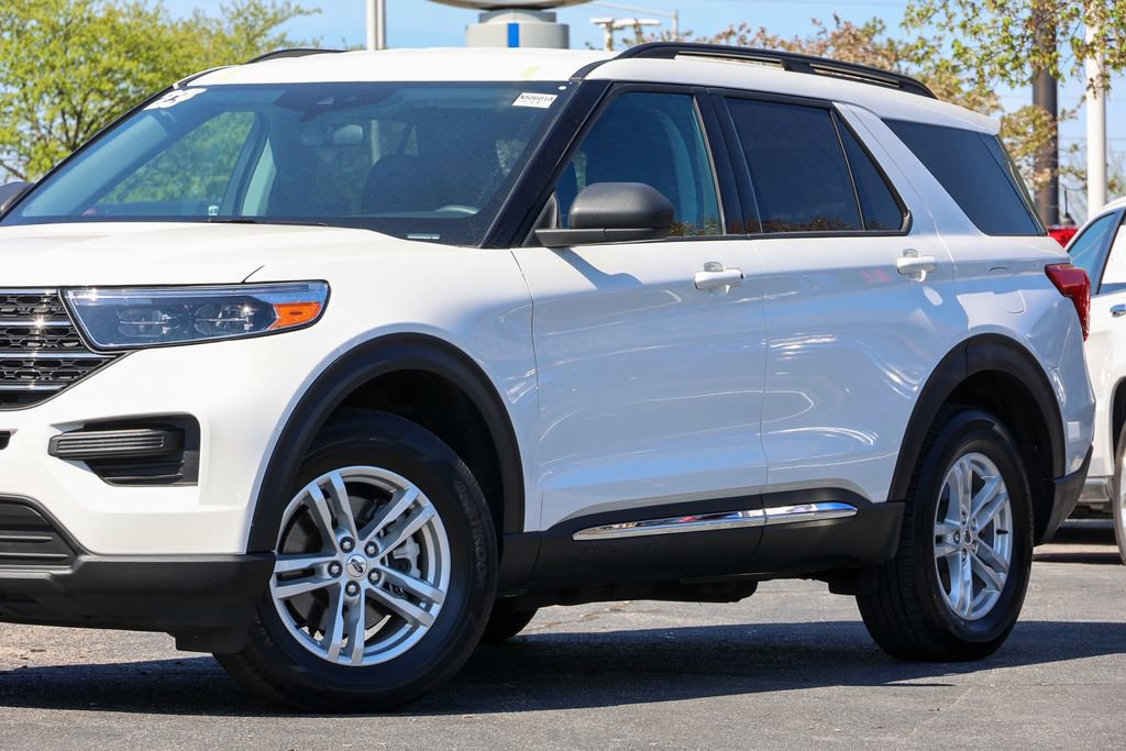 Certified 2023 Ford Explorer XLT w/ Class IV Trailer Tow Package AWD/4WD image 14