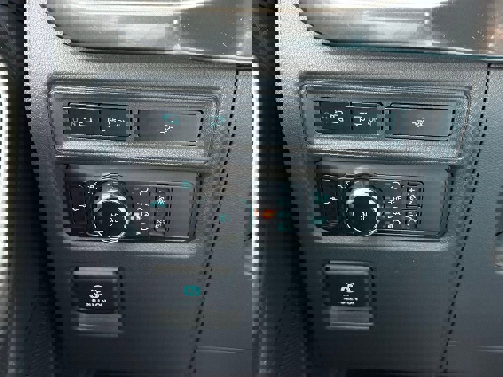 Certified 2023 Ford F150 XLT w/ Equipment Group 302A High image 29