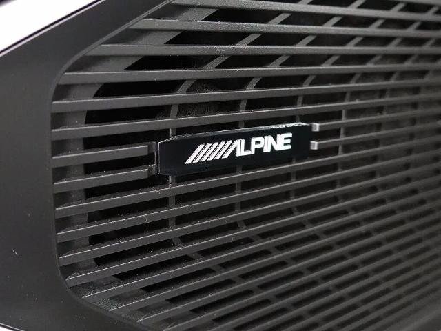 Used 2024 Jeep Wagoneer Series II w/ Flexible Seating Group AWD/4WD image 11