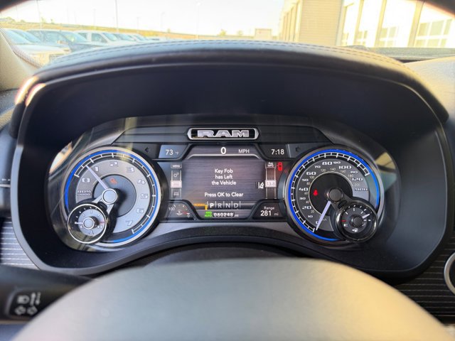 Used 2020 RAM 1500 Limited w/ Black Appearance Package AWD/4WD image 10