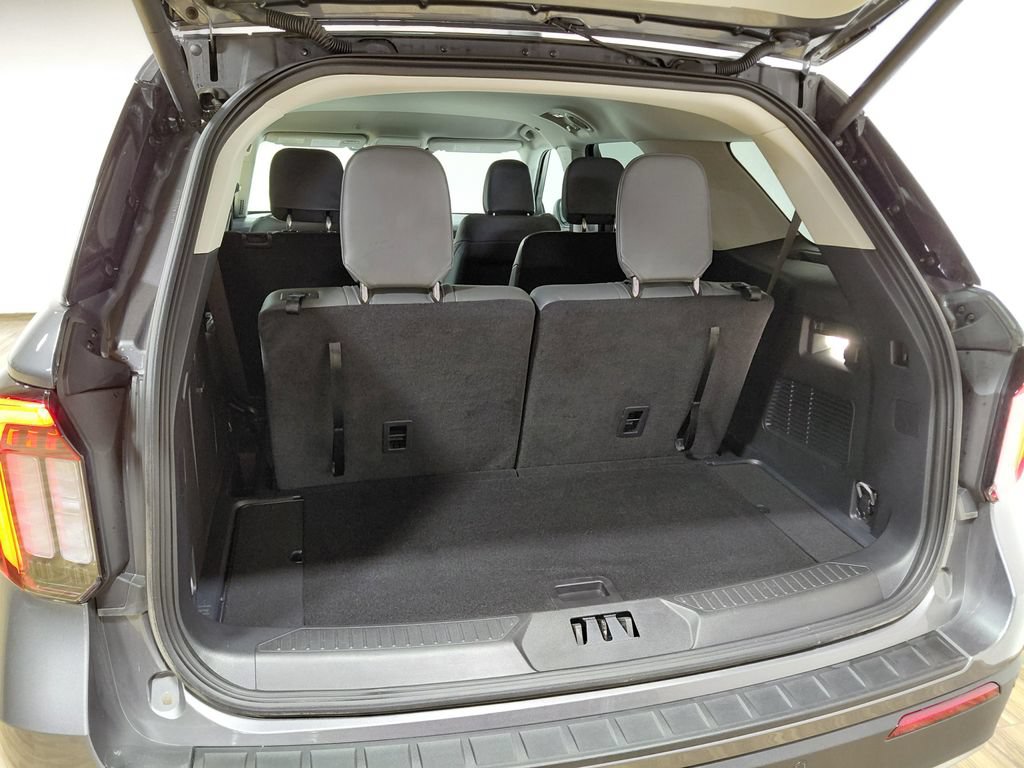Certified 2025 Ford Explorer Active w/ Active Comfort Package AWD/4WD image 43