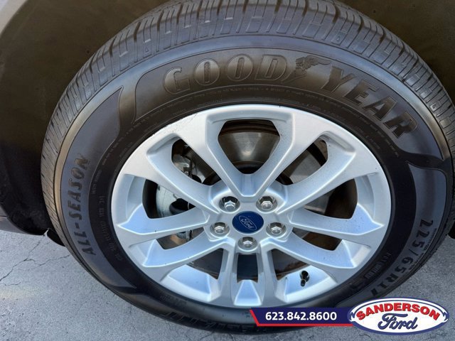 Certified 2020 Ford Escape SE image 11