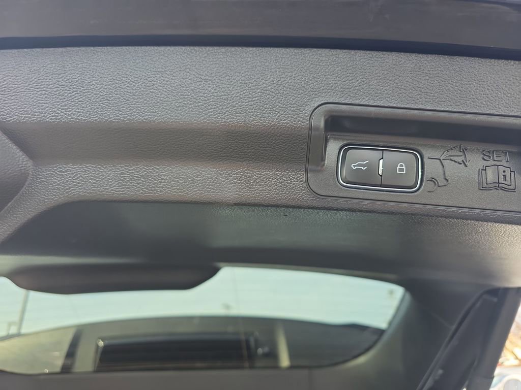 Certified 2023 Ford Explorer XLT w/ Equipment Group 202A image 14