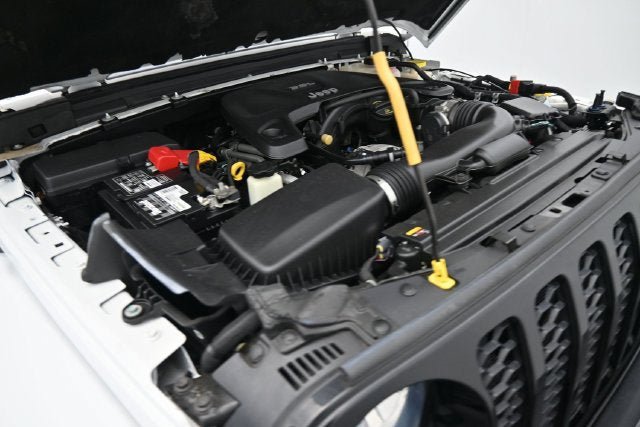 Used 2021 Jeep Gladiator Sport AWD/4WD image 32