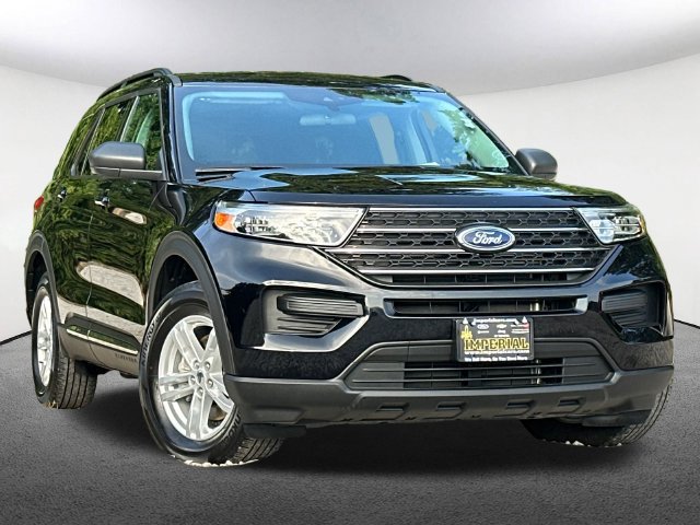Certified 2023 Ford Explorer XLT AWD/4WD image 2
