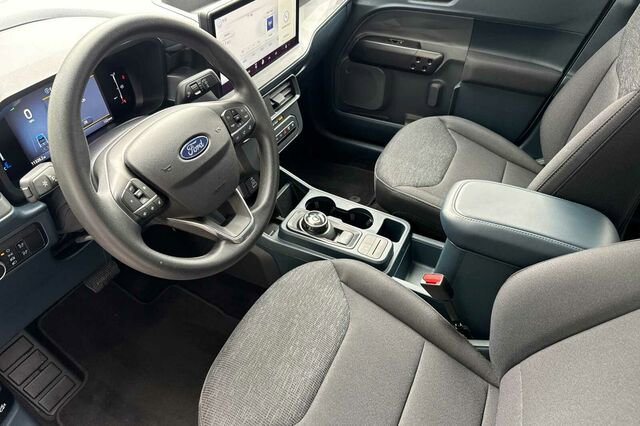 Certified 2025 Ford Maverick XL FWD image 10