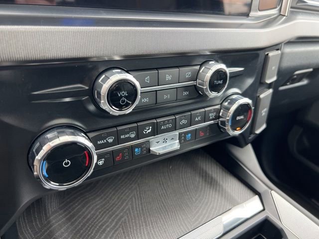 Certified 2024 Ford F350 Platinum image 18