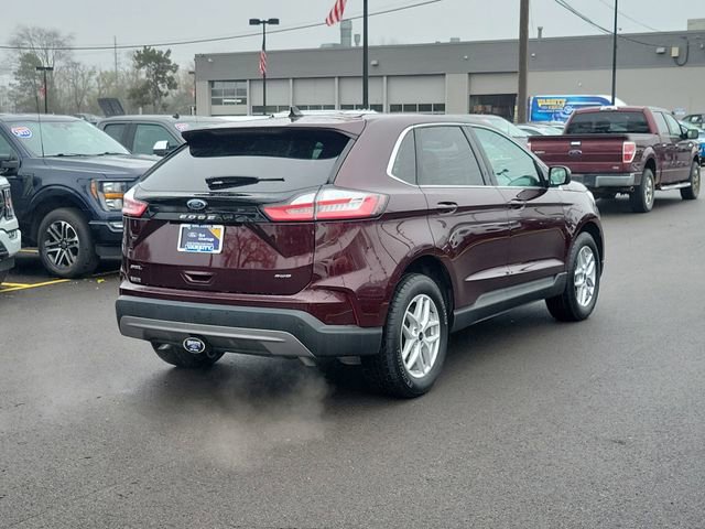 Certified 2024 Ford Edge SEL w/ Convenience Package AWD/4WD image 3