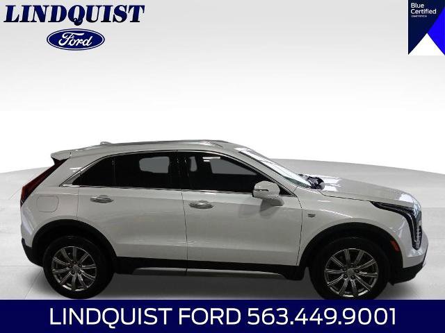 Used 2023 Cadillac XT4 Premium Luxury w/ Technology Package AWD/4WD image 3