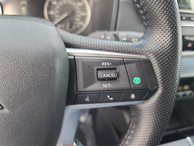 Used 2024 Mitsubishi Outlander SE image 17