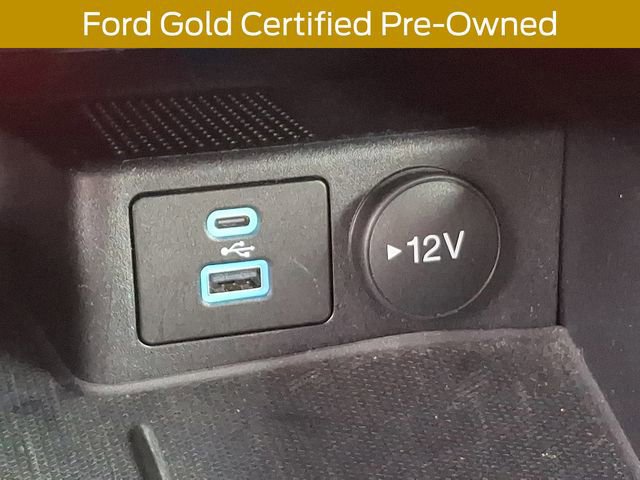 Certified 2022 Ford Escape SE w/ SE Sport Appearance Package image 29