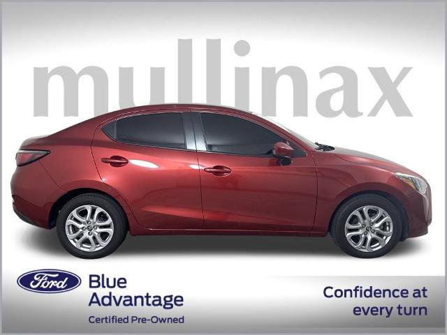 Used 2017 Toyota Yaris iA image 2
