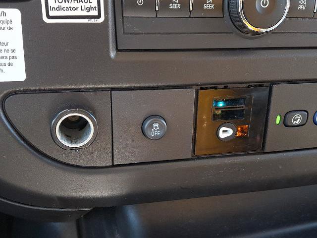 Used 2021 GMC Savana 3500 w/ Power Convenience Package RWD image 20