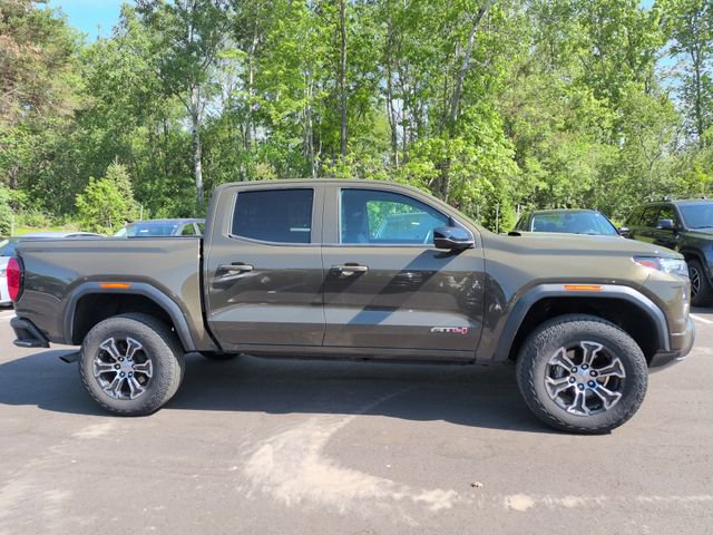 Used 2023 GMC Canyon AT4 w/ AT4 Premium Package AWD/4WD image 4