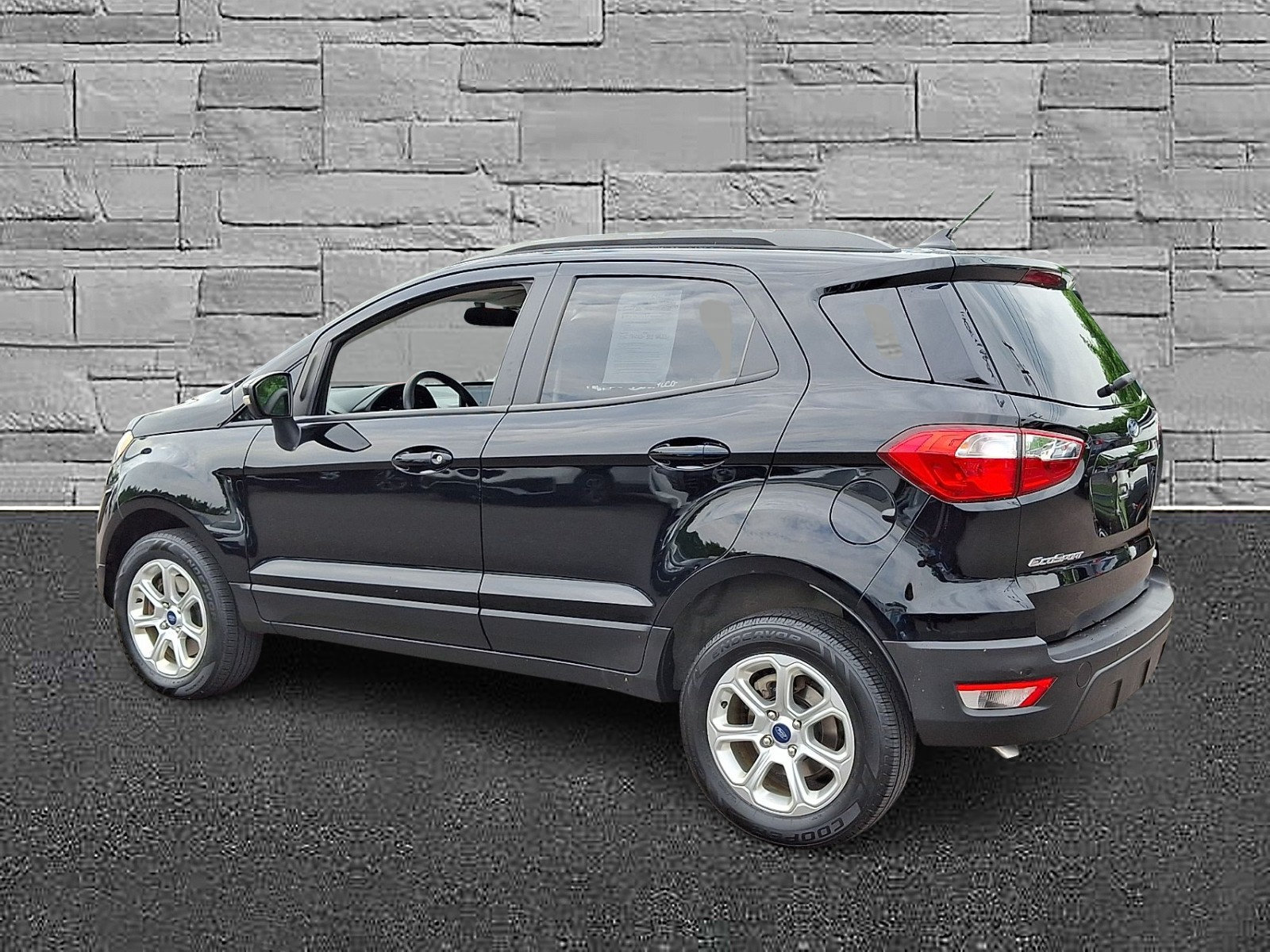 Certified 2021 Ford EcoSport SE w/ SE Convenience Package AWD/4WD image 7