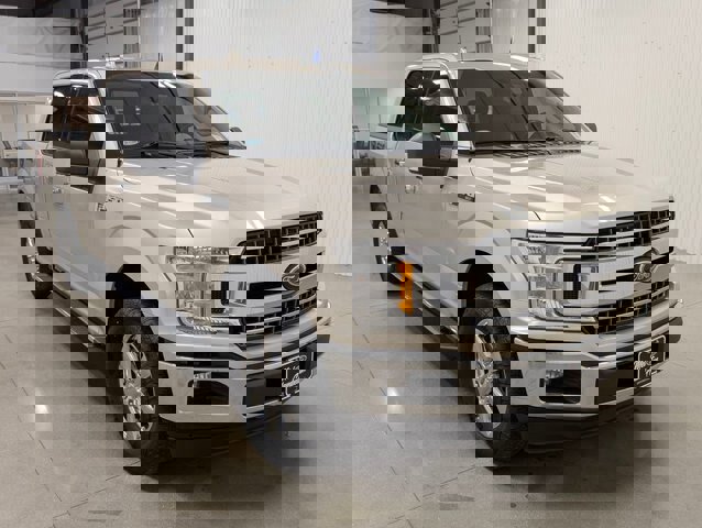 Certified 2018 Ford F150 XLT w/ Equipment Group 302A Luxury image 5