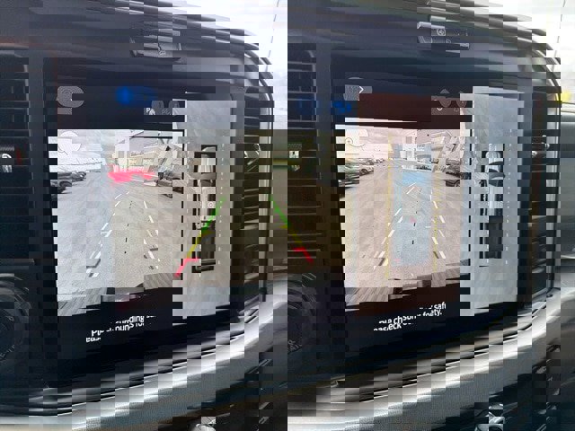 Certified 2025 Ford F350 Platinum w/ Platinum Plus Package image 26