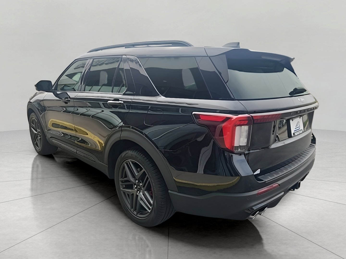 Certified 2026 Ford Explorer ST w/ Sun And Sound Package AWD/4WD image 12